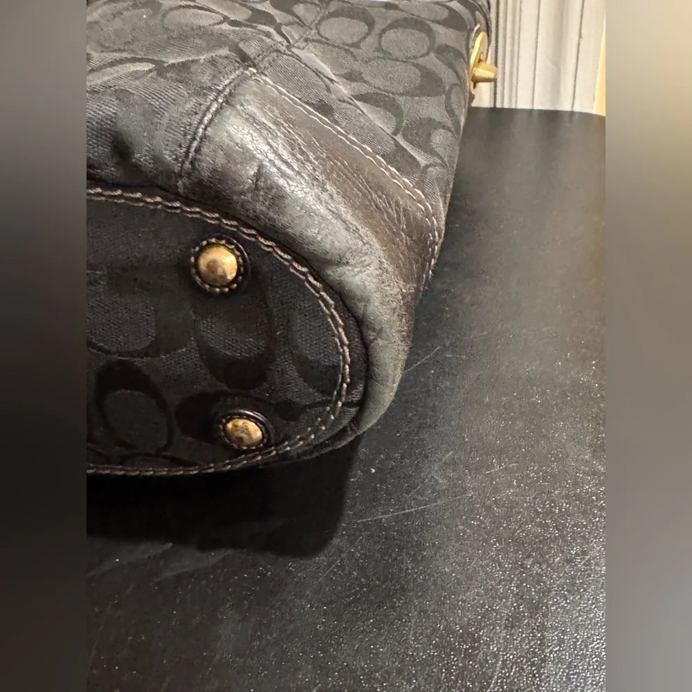 Coach Black Signature Shoulder Bag 5103